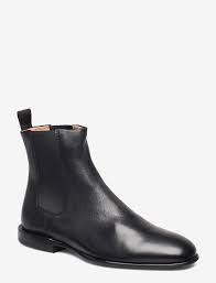 Boots that will stand up to the test of time & get better w/ age. Fallon Low Chelsea Boot Black Napp 375 Filippa K Boozt Com