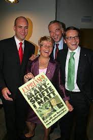 Centerpartiet är ett politiskt parti i sverige som leder sin historia tillbaka till det 1913 bildade bondeförbundet. Centerpartiets Historia Wikiwand