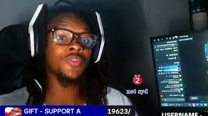 Cashmere Jones (@cashmerejones3) està emetent LIVE