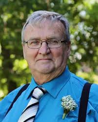 Dick Fehr's Instagram, Twitter & Facebook