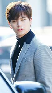There are already 4 enthralling, inspiring and awesome images tagged with yook sungjae. Sungjae Aktor Korea Pria Tampan Selebritas