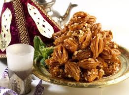 شباكية بشنيخة Ahla Atba9 Chebakia Bhnejh Food Almond Desserts
