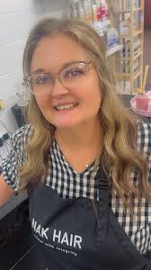 makeovermonday Back to work for me today! Thankful for my quick routine!