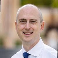 800+ "Neil" profiles