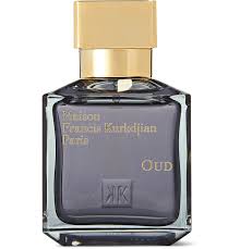 Just as the oud satin mood eau de parfum evokes the sensual movements of satin, this extrait de parfum variation accentuates the fabric's oriental reflections.an abundance of roses from turkey and tunisia round out the oud wood's dark, animalistic tones with their sensuality, before enveloping the. Maison Francis Kurkdjian Oud Extrait De Parfum 70ml Men Colorless Milanstyle Com