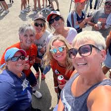 This mini 2nd album [WE GO UP] activity will be conducted in a SIX-PERSON  system, excluding RAMI. YG said that Rami is going to take a break, saying,  "As this is a