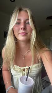 josie💌 (@jos.pratt)