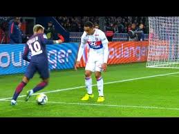 In this video i am showing you one of the best neymar skill moves to beat a defender! Neymar Jr Magic Skills 2017 2018 Hd Youtube
