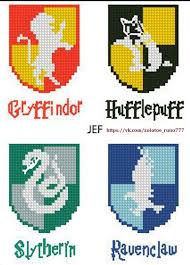 Pin By Valentina Ishakova On Zhakkardovoe Vyazanie In 2020 Cross Stitch Harry Potter Harry Potter Cross Stitch Pattern Harry Potter Perler Beads