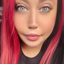 Awesome time last night at Moontower Comedy festival in Austin. I'm doing  my one-man show again TONIGHT… then I head over to San Antonio for  Saturday. Head to www.PaulyShore.com, TX!!