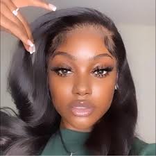 Neesha Taylor's Instagram, Twitter & Facebook