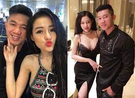 Ngân 98 với lương bằng quang. LÆ°Æ¡ng Báº±ng Quang Tháº£n Nhien Sá» Soáº¡ng Ngá»±c Khá»§ng Cá»§a Ngan 98 Khi Livestream