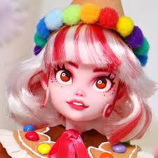 Just a cute shot of Kay Wren I took whilst filming the outro. 🎃 All  filming is done, so now all I need to do is hop-to-it with the editing!  Fingers crossed