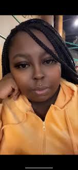 Nykia Brown 更换了封面照片