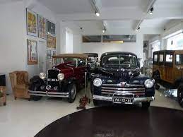Vintage Car Collection Porto Portugal October 2014 Pohoto By Rivka Sherman Vintage Cars Car Collection Antique Cars