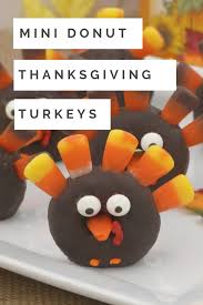 You know exactly what is going into these homemade dog treats. Mini Donut Turkeys Easy Thanksgiving Turkey Treats Bullock S Buzz