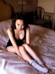 高橋由美子のお宝セミヌード・水着姿や熟女グラビア画像115枚｜エロ牧場