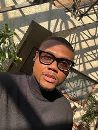 David Munford's Instagram, Twitter & Facebook