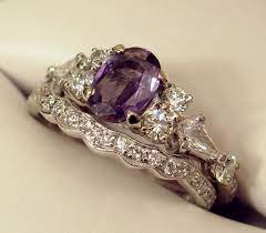 Natural Alexandrite Can Fetch A Lot Of Money And It Is Not Really Worth For A Wedding Ring Descri Alexandrite Engagement Ring Jewelry Vintage Engagement Rings