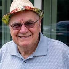 Bobby Dickens's Instagram, Twitter & Facebook