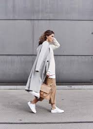 Must Have Farbe Nr 1 Diesen Ton Tragen Jetzt Alle Mode Profis Mode Outfit Mode Inspiration