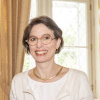 Christine Lipp's Instagram, Twitter & Facebook