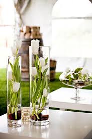 Fantastische Idee Fur Dekoration Mit Blumen Tulpen In Glasern Ostern Blumenarrangements Tulpen Arrangements Und Blumenarrangement