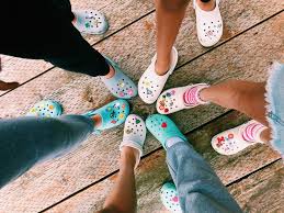 Aislingolearyy Crocs Shoes Crocs Cute Shoes
