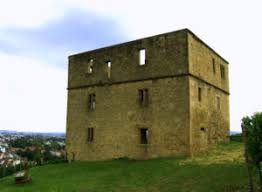 Die genusspunkte befinden sich rund um die historische yburg in stetten. Burgruine Y Burg