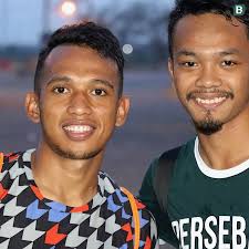 Irfan Jaya dan Hidayat, Dua Sahabat yang Bahu-membahu di Persebaya
