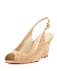 Stuart weitzman tasselmania camel suede wedge sandal size 10 nib. 10 Kicks Shoes Ideas Shoes Me Too Shoes Shoe Boots