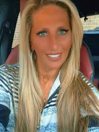 Happy Sunday!!! My bestie Vonda Buck Newby & myself had an amazing  breakfast. Praising GOD & praising our friendship. She came over yesterday  and spent the day and then took me to