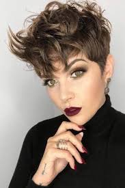 Curly girls completely understand the importance of a smart haircut choice, along with an arsenal of daily hairstyles to keep thick ringlets under control during every season. Androgynous Haircuts For Thick Curly Hair Androgynous Haircuts 25 Edgy Looks That You Should Try Curly Short Hair Can Look Sweet S Hityou