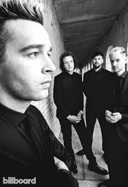 Matty Healy of The 1975 Tells His Truth About Heroin & the Band's Next 2  Albums