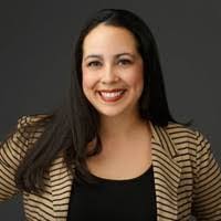 Roxanne Farmer's Instagram, Twitter & Facebook