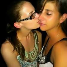 Hannah Kimbrough (@HannahKimbrough)