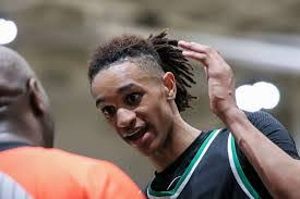 Elijah Strong's Instagram, Twitter & Facebook