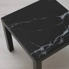 A la recherche d'une table basse pour votre salon ? La Table Basse Ikea Facon Marbre Que Vous Allez Voir Partout Cosmopolitan Fr