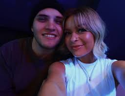 cayla ☻ (@caylabasta) · Instagram 照片和视频