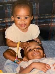 Erin Hull (@iambobsmom)