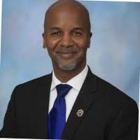 100+ "Edwin M." profiles