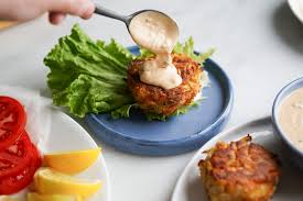 I'm a very picky crab cake eater so i tend to shy away from them at restaurants. Crab Cake Sauce Easy Remoulade Sauce For Crab Cakes Hungry Huy