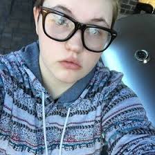 Molly Sutherland (molly8832)