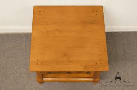 Sprague and carleton coffee table. Sprague And Carleton Colonial Style Solid Hard Rock Maple 28 End Lamp Table High End Used Furniture