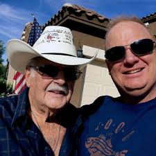 Mike Schweikardt (@schweikardt) • Facebook