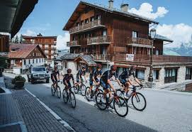 To celebrate the anniversary of the ineos 1:59 challenge, join the daily mile in walking, jogging or running a mile for eliud's mile today! Team Ineos Grenadiers Cycling Team Wahoo Fitness Eu