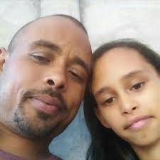 Robin Fortune (@17d3bb079684458)