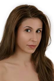 THREE CUSTOM COLOR SPECIALISTS, Inc. > COOL vs. WARM > Nicole, Cool Medium