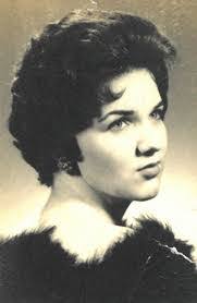 Donna Dunbar's Instagram, Twitter & Facebook