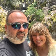 Anyone hiring Monday-Thursday 9am to 4-5pm needing to find a job with hours  that better fit my family mother of 4 weekend don't work for me. 10 years  experience as PCA |